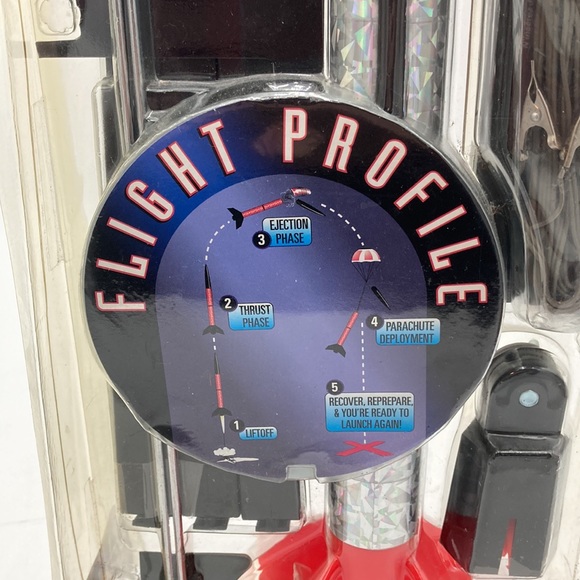 Vintage Estes Flying Model Rocket Starter Set Code Red New Sealed Rare - Picture 5 of 10